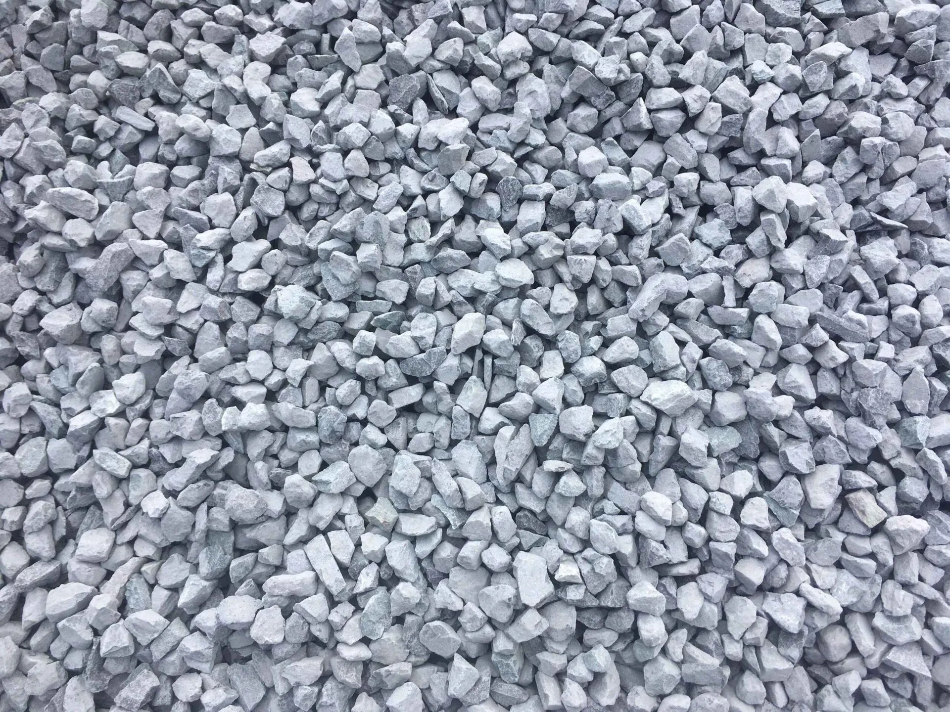 Đá 16×22 nhà máy chạy lưới 18x25mm