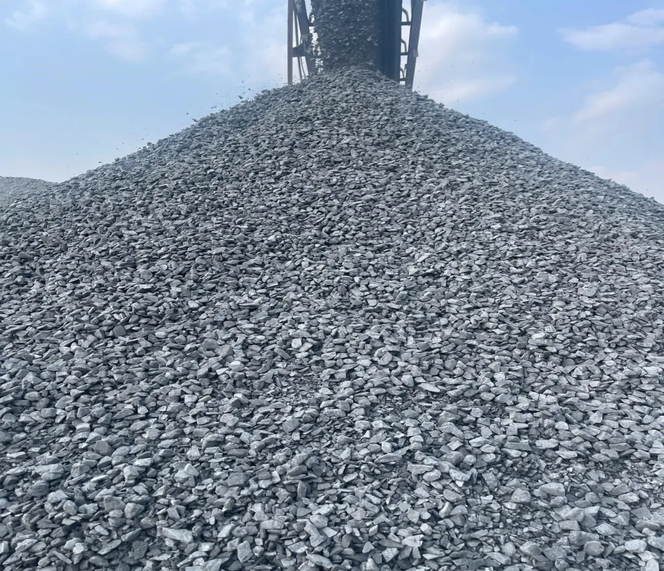 Đá 0x4 (hay đá dăm)